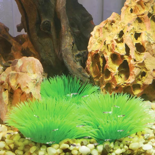 Vista 3 de Penn-Plax Césped de cría de peces – Escondite de bebé para freír – Ideal para vividores y capas de huevos – Plantas de acuario de plástico – 2 piezas