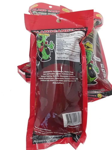 Alamo Candy - Paquete de 4 pepinillos de eneldo Big Tex en Chamoy, tres pepinillos, envueltos individualmente, fabricados en San Antonio, Texas,