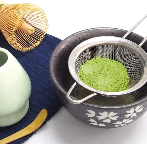 Vista 3 de Artcome Juego de té matcha, batidor de matcha, cuchara tradicional, cuenco matcha, soporte para batidor de cerámica, kit de ceremonia matcha hecho a