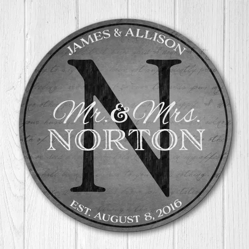 Vista 3 de Personalized Wedding Anniversary Gift, Wood Family Established Sign, Mr and Mrs Last Name Wood Plaque