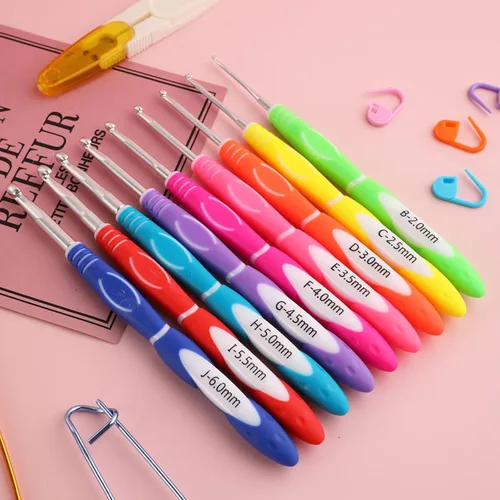 Vista 5 de Dasonwin Juego de 60 piezas de ganchos ergonómicos de ganchillo con estuche de viaje - Kit de agujas de ganchillo de aluminio para principiantes