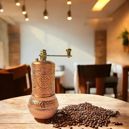 Vista 7 de Juego de molinillo de sal de pimienta de latón turco hecho a mano, certificado ISO 9001, cobre brillante de 4 pulgadas