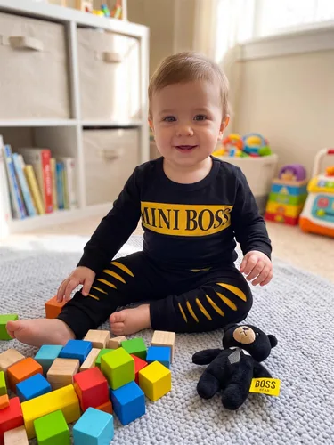 Vista 3 de Conjunto de 2 piezas de sudadera con estampado de letras de manga larga y pantalones para bebé niño Negro