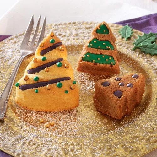 Vista 8 de Crethinkaty Moldes para tartas en forma de árbol de Navidad, molde para tartas de 5.3 pulgadas, antiadherente, para pastel de Navidad, chocolate