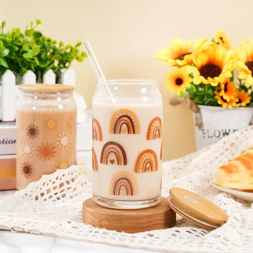 Vista 4 de Whaline Paquete de 6 vasos bohemios de 16 onzas con diseño de arco iris, sol, corazón, flores, taza retro Groovy Ice Coffee Cup con tapa de bambú