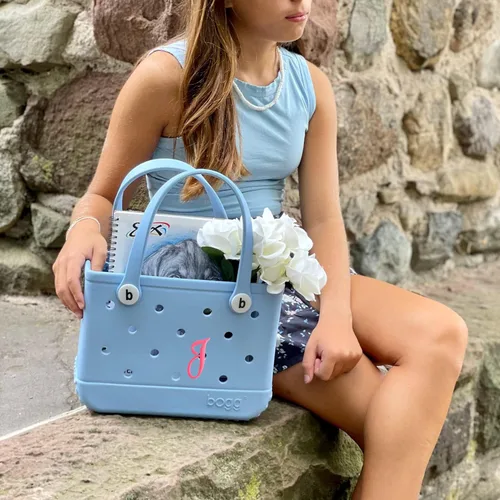 Vista 2 de wish young 3PCS Letter Charms Compatible with Bogg Bags,2.75 in Large Size Bag Inserts Accessories Decorative Charm for Beach Bag (Hot pink, F)