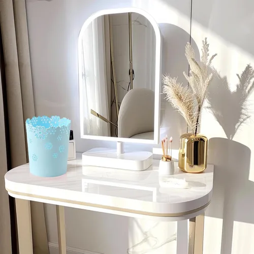 Vista 5 de Mini Papelera Azul Bote de Basura 1.8 Galones Bote de Basura para Dormitorio Papelera Forma de Flor Hueca Plástico Sin Tapa Cestas de Papeles Bote