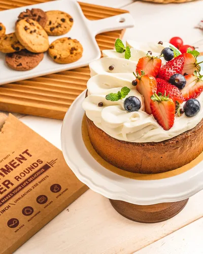 Vista 6 de Baklicious 250 unidades de papel pergamino redondo de 4 pulgadas. Papel pergamino redondo antiadherente, círculos de pergamino para hornear