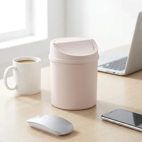 Vista 4 de Mini basurero de escritorio de 2 L, pequeño cubo de basura con tapa Rosa