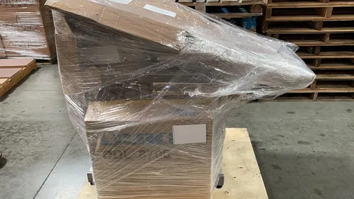 Vista 2 de JUKI DDL-8700-Máquina de coser industrial de puntada recta, soporte eléctrico montado + silla