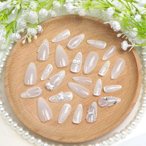 Vista 5 de Uñas postizas medianas a presión de almendra, con lazo 3D, perlas y diamantes de imitación, diseños de flores, uñas adhesivas, uñas acrílicas