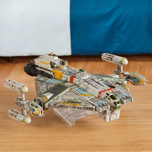 Vista 5 de Star Wars™ Micro Galaxy Squadron Ghost (Secret Mission) - Vehículo de 15 pulgadas con tres vehículos adicionales más diez accesorios de micro figuras