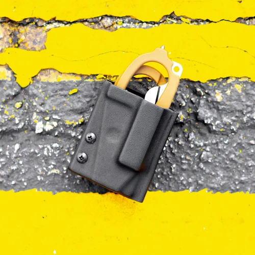 Vista 5 de Clip & Carry Kydex - Funda multiherramienta para tijeras de trauma de cuero Raptor, fabricada en Estados Unidos (multiherramienta no incluida) EDC