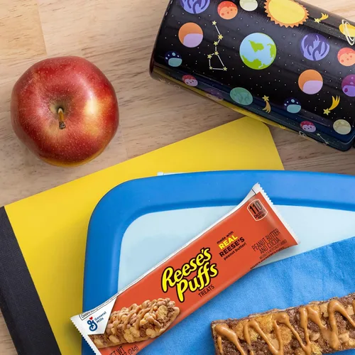 Vista 4 de REESE'S Puffs Barras de Cereales Dulces, Mantequilla de Maní y Cacao, Barras de Aperitivo, 8 Ct, 6.8 oz