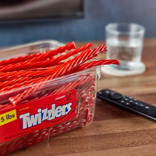 Vista 6 de TWIZZLERS Caramelo de realiz para Halloween, sabor fresa, 22 libras