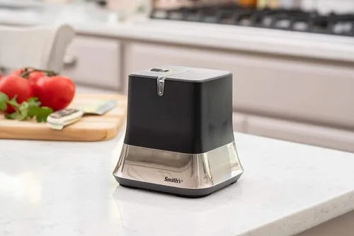 Vista 2 de Smith's 51111 Mesa Diamond - Afilador de cuchillos eléctrico ajustable – Negro – Rueda de afilado abrasivo + guías de cuchillas – Accesorios