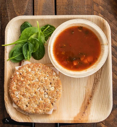 Vista 3 de Raj - Platos de hoja de palma (paquete de 400) Platos cuadrados grandes como platos de bambú desechables, fuertes, vajilla decorativa compostable