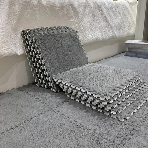 Vista 10 de 12 piezas de alfombra de espuma para puzzle de felpa, suaves y esponjosas, baldosas cuadradas interconexas de espuma para alfombras de área