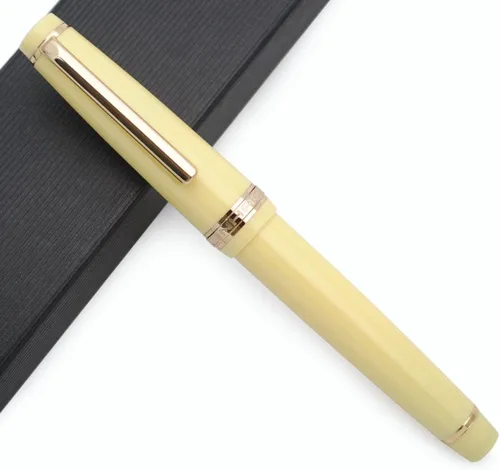 Vista 18 de Pluma estilográfica JINHAO 82 con clip dorado (punta F de 0.5mm, transparente color rosa gato)