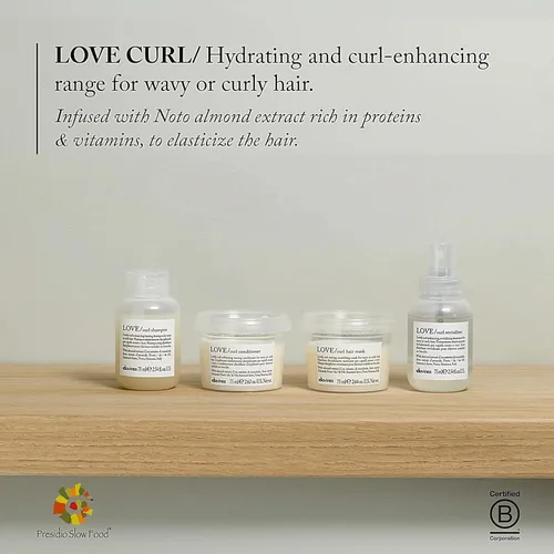 Vista 5 de Davines LOVE Curl Mask Para rizos nutridos y viables Hidrata y suaviza