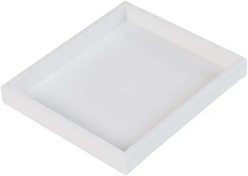 Bandeja apilable pequeña de plástico blanco, 7 14 pulgadas de largo x 8 14 pulgadas de ancho x 1 pulgadas de alto, juego de 3