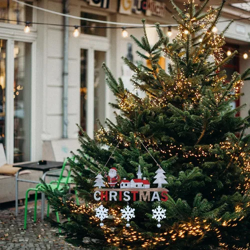 Vista 2 de Letrero de madera para puerta de Navidad, decoración de puerta delantera, Papá Noel, copo de nieve, cascabel, decoración de pared, porche