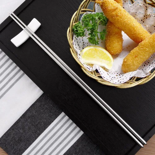 Vista 6 de MyLifeUNIT Juego de 3 pares de palillos japoneses extra largos de 14 pulgadas y olla caliente de acero inoxidable 304 con divisor