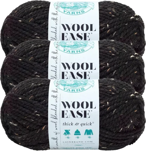 Vista 108 de Lion Brand Yarn - Ovillo de lana Wool-Ease Thick & Quick color fuerza aérea