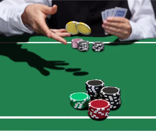 Vista 7 de nuveti Mesa de póquer de 47 x 24 pulgadas, cubierta de mesa de póquer portátil Texas Hold'em, mesa de póquer plegable, parte inferior de goma