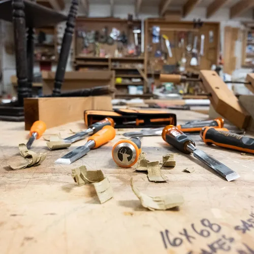 Vista 8 de Buck Brothers 74716 Cincel de madera Comfort Grip - 1" (25mm)