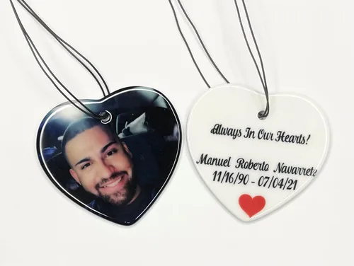 Vista 3 de Personalized Picture Christmas Ornaments (Heart)