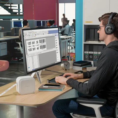 Vista 6 de Etiquetadora P-Touch Cube XP monocromática de Brother con tecnología inalámbrica Bluetooth® PT-P910BT