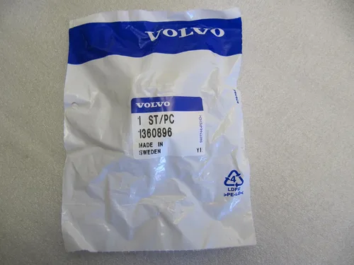 Vista 4 de Volvo 1360896, clip para visera solar (240 sedán)