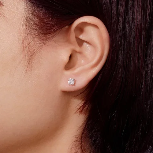 Vista 5 de Tienda Collection Pendientes de tuerca cuadrados con circonita Swarovski