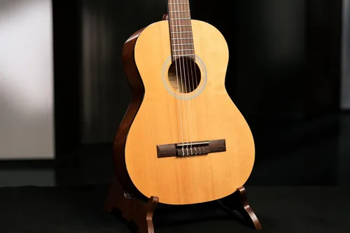 Vista 11 de Guitarra clásica de nailon de tamaño 3/4 Student Series