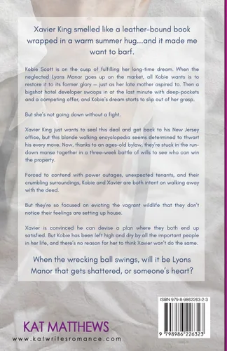 Vista 2 de Falling Inn Hate A Small Town Enemies-to-Lovers Romance (Kelly Bay)