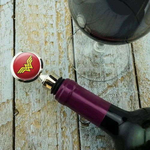 Vista 3 de Wonder Woman Classic Logo tapón de botella de vino