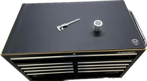 Vista 5 de H&H Supply - Cubrecolchón protector acolchado, fácil de limpiar, protege herramientas y banco de trabajo, se adapta a Husky de 46 x 24.5 pulgadas