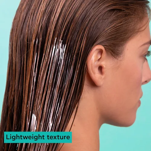 Vista 3 de Apivita Oily Roots & Dry Ends Balancing Conditioner Balances, Hydrates & Moisturizes Hair with Nettle & Propolis