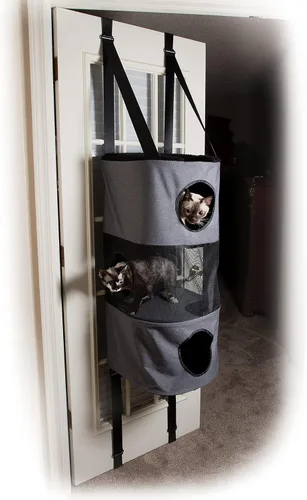 K&H Pet Products Árbol colgante para gatos de 3 niveles, muebles para gatos montados en la puerta, ahorro de espacio, nivel de malla, agujeros para