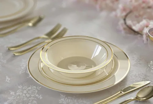 Vista 4 de Platos de plástico desechables Occasions para fiestas de boda (120 unidades), dorado, marfil, (Ivory / Gold Rim)