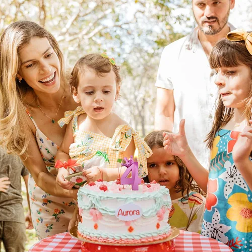 Vista 5 de Vela rosa de cumpleaños número 0, decoración temática rosa para niñas, velas de números diseñadas con corona 3D para decoración de pastel