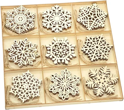 Paquete de 45 copos de nieve de madera de 3.5 pulgadas sin terminar con recortes en forma de nieve para manualidades, con bandeja de clasificación