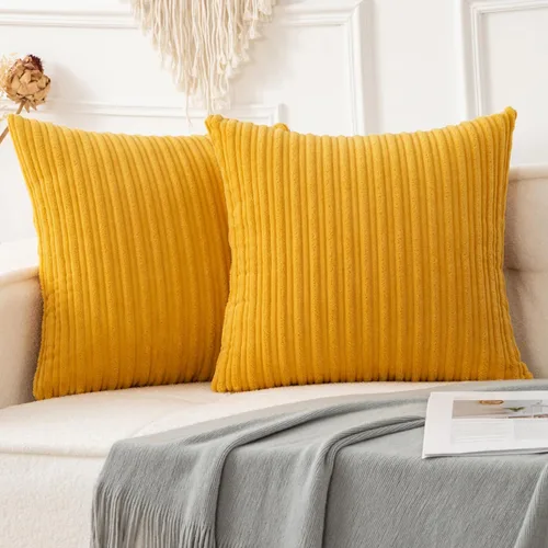 Vista 58 de UGASA - Fundas de almohada decorativas de terciopelo suave y sólidas de Navidad para sala de estar/sofá, 16 x 16 pulgadas, 2 unidades, color burdeos