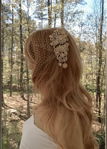 Vista 2 de Bride Wedding Birdcage Veil Short White Lace Bridal Veil with Comb