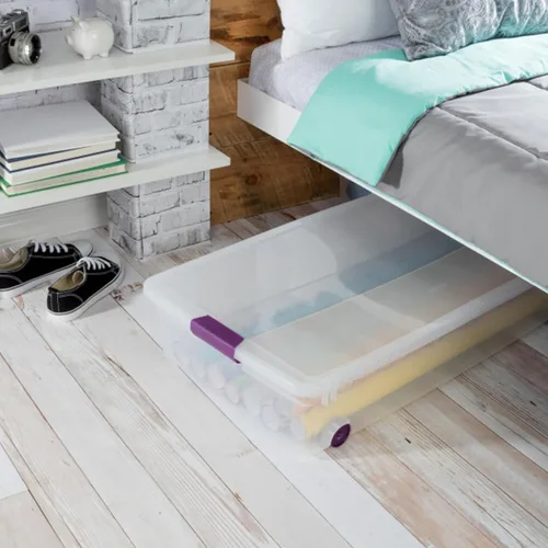 Vista 4 de Sterilite ClearView Latch - Caja de almacenamiento con ruedas para debajo de la cama, contenedor apilable con tapa, contenedor de plástico