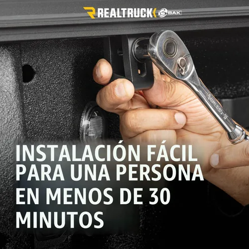 Vista 10 de BAK BAKFlip G2 Cubierta tonneau de base de camioneta plegable dura, 2016 - 2020, Acabado mate de alta calidad.