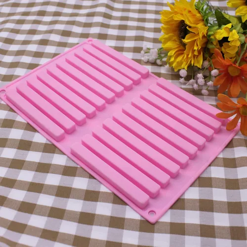 Vista 4 de X-Haibei Molde de silicona de 20 cavidades, 3.9 in, para chocolate, galletas, dulces, jabón, reciclaje de crayones y palitos de hielo