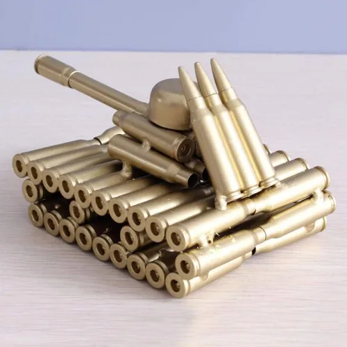 Vista 3 de Escultura de tanque del ejército con forma de casquillo de bala, gran modelo de arte decorativo, regalo para decoración del hogar, sala de estudio