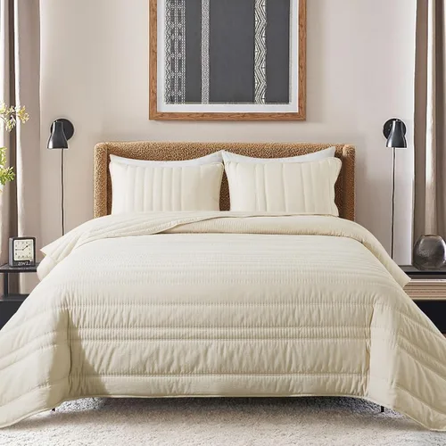 Vista 2 de HIARUO Colchas tamaño King, colcha a rayas (104 x 90 pulgadas) con 2 fundas de almohada (20 x 36 pulgadas) para todas las estaciones, beige/blanco